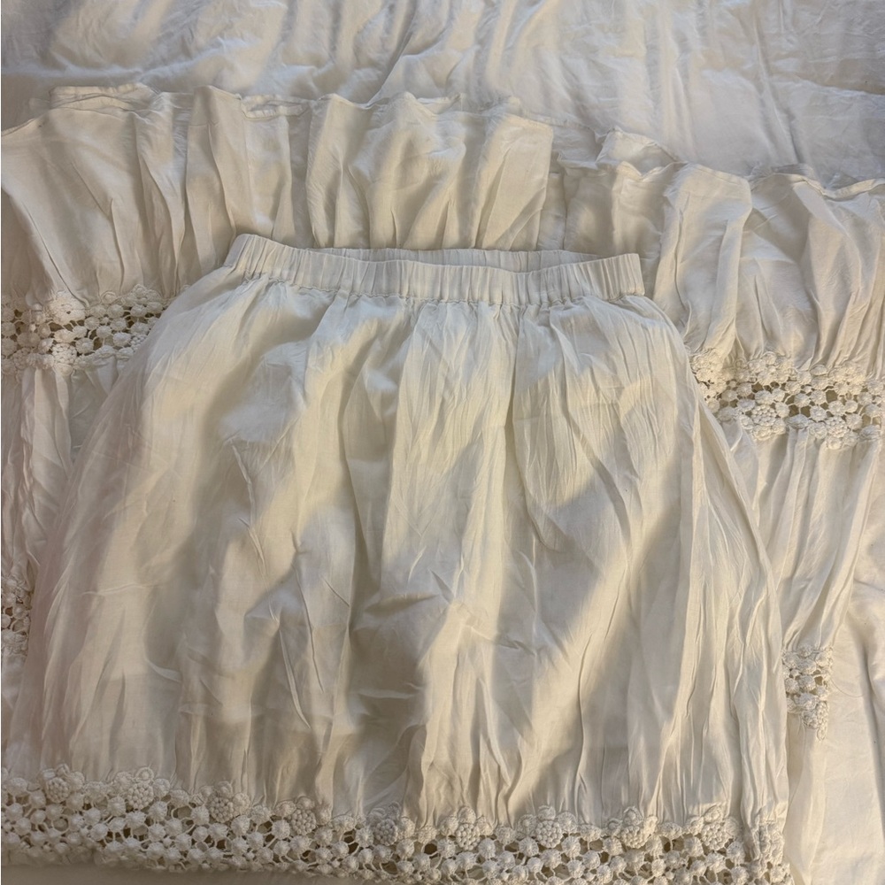 Crochet skirt with Lace Trim XS
